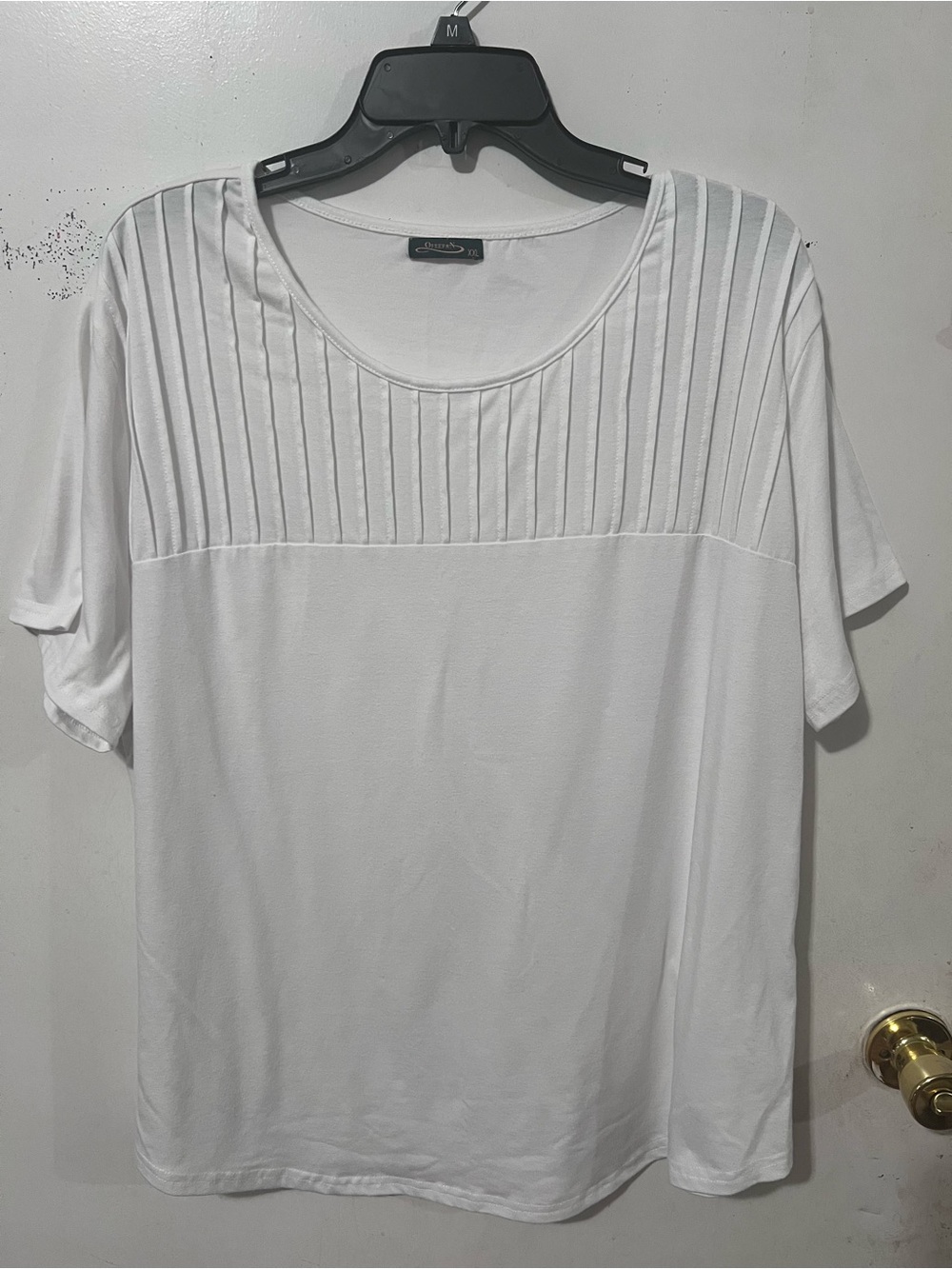 Casual Pintuck Yoke Scoop Neck Blouse - White
